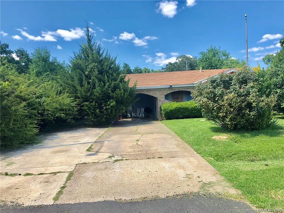 2nd image of 3026 Pouncey Ln