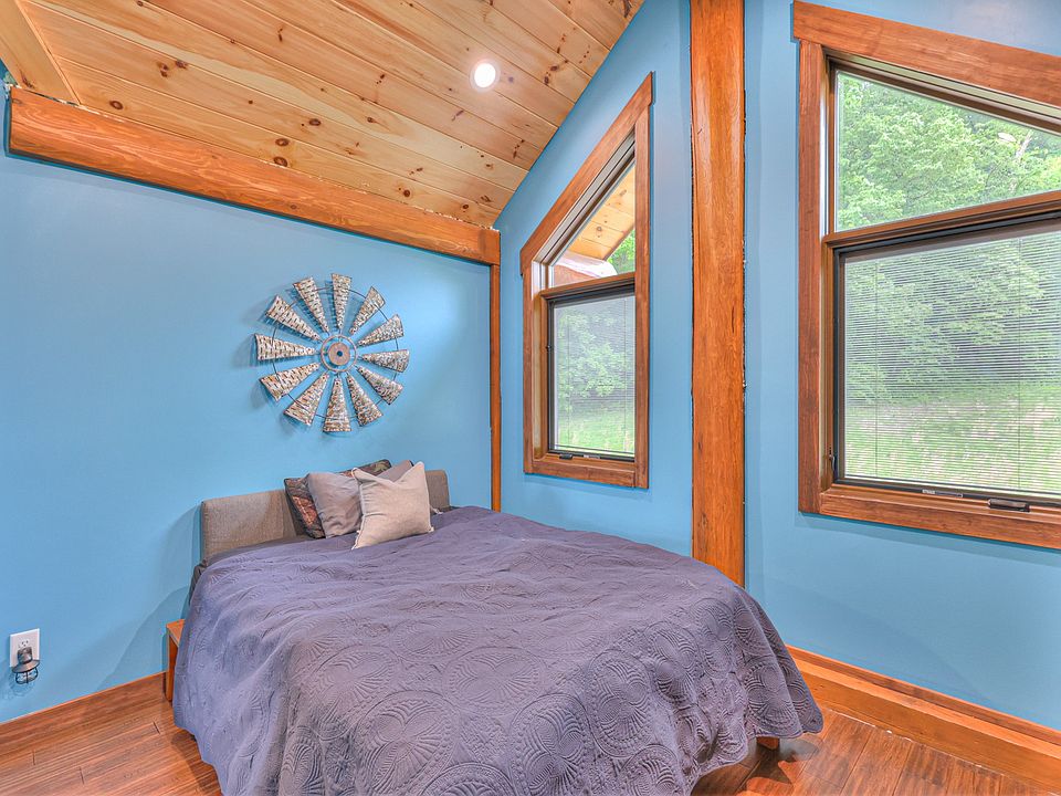 43rd image of this home