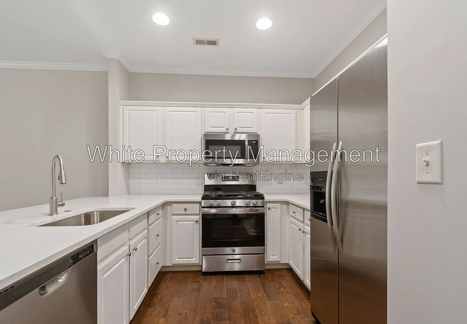 2 bed, 2.5 bath, 1128 sqft, $1,895 — Photo 2