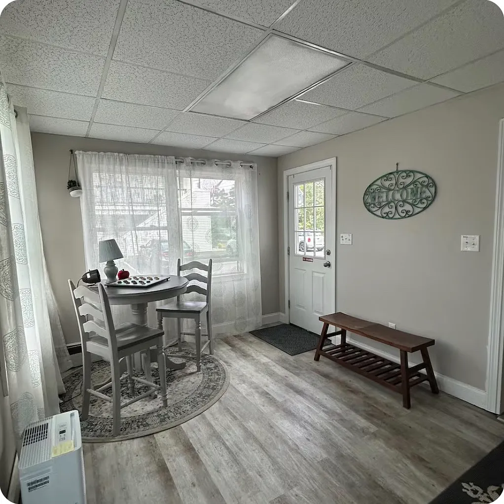 2 bed, 1500 sqft, $2,400 — Photo 2