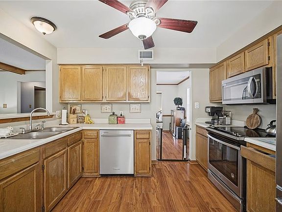 4th image of 2604 Alamance Cir