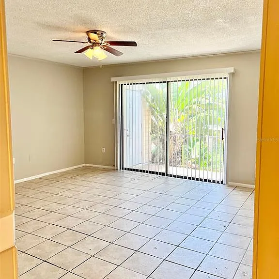 6065 Village Cir #6065 — Photo 6