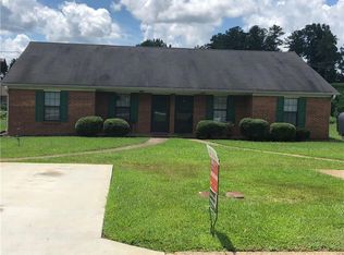 715 Still Lake Dr, Lawrenceville, GA 30046