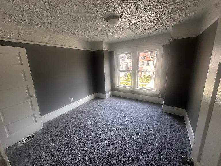 6410 Dibble Ave — Photo 8