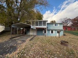 7510 E 620 S, Wolcottville, IN