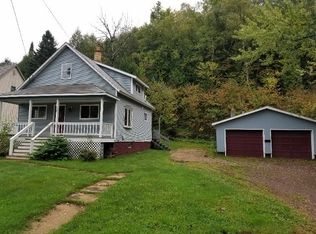 348 Marquette St, Ishpeming, MI 49849