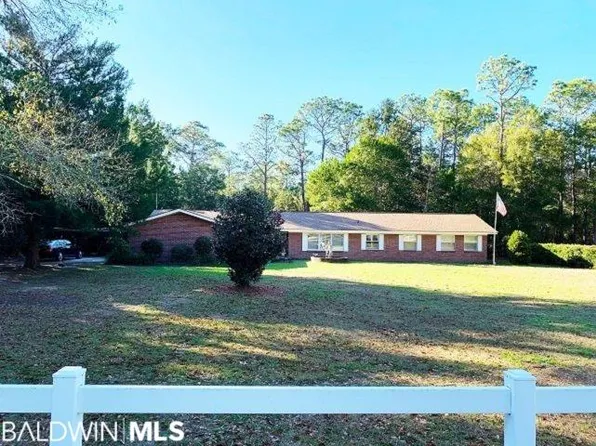 9229 Woodland Dr, Elberta, AL 36530