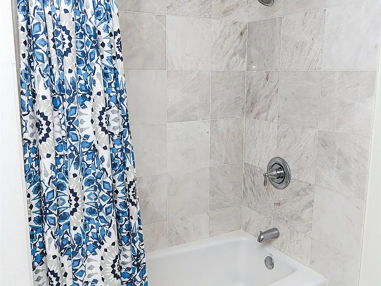 618 Bayshore Ave — Photo 33