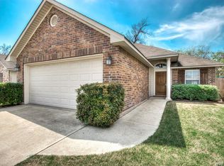 619 Whitefield Ln, Bossier City, LA 71112