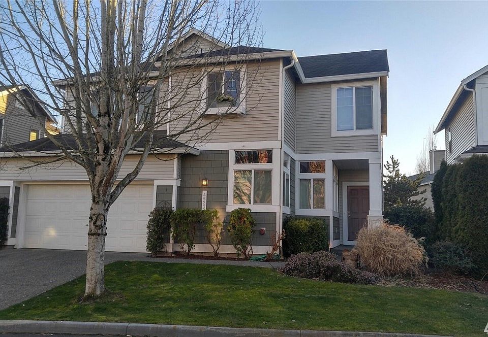 1st image of 4523 S 221st St #38