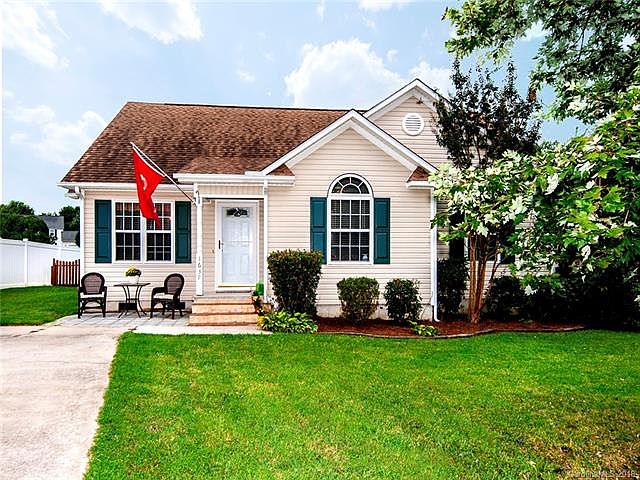 1st image of 1637 Riverglenn Ct