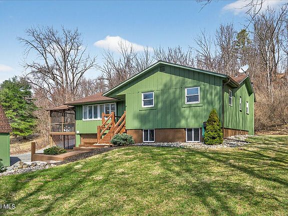 2nd image of 5927 Johnston Road