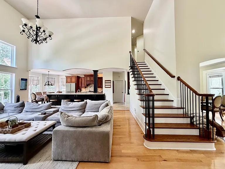 617 Lakeview Landing Rd — Photo 8