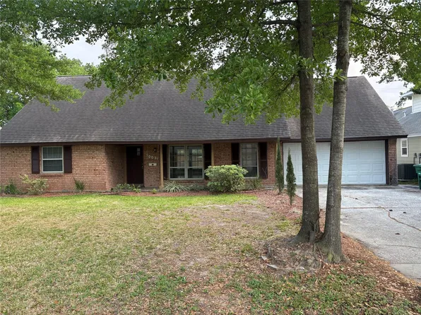 10031 Warwana Rd, Houston, TX 77080