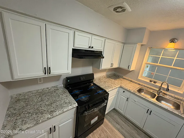 20822 SW Marine Blvd — Photo 5