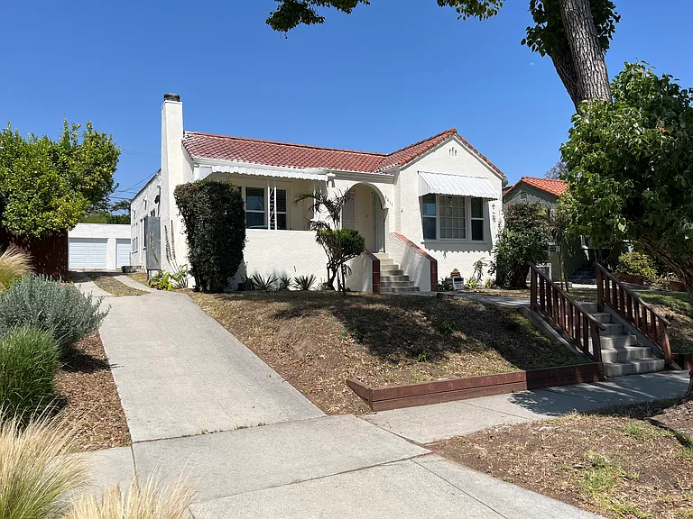 3411 Glenhurst Ave #A — Photo 3