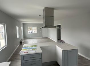 21319 Main St, Carson, CA 90745