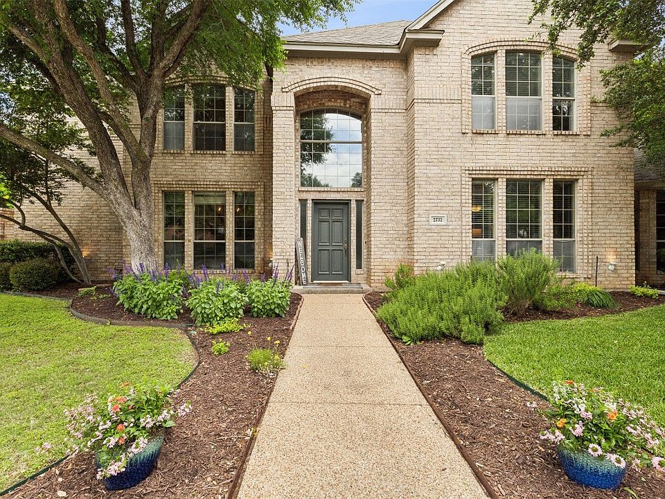 1st image of 2732 Riverwood Cir