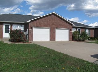 109 Croghan Way, Vine Grove, KY 40175