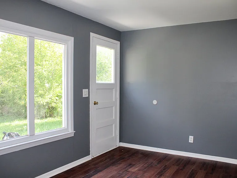 3922 Herrick St — Photo 9