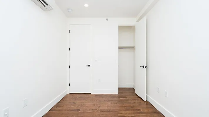 Rented by Nooklyn NYC LLC | media 30