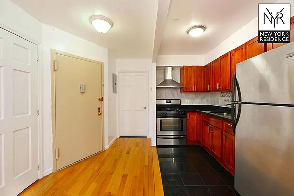Rented by New York Residence | media 4
