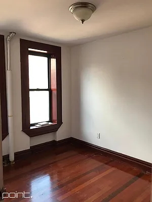 Rented by Point NYC | media 20