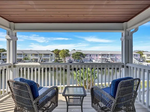 4875 Coquina Key Dr SE APT C, Saint Petersburg, FL 33705