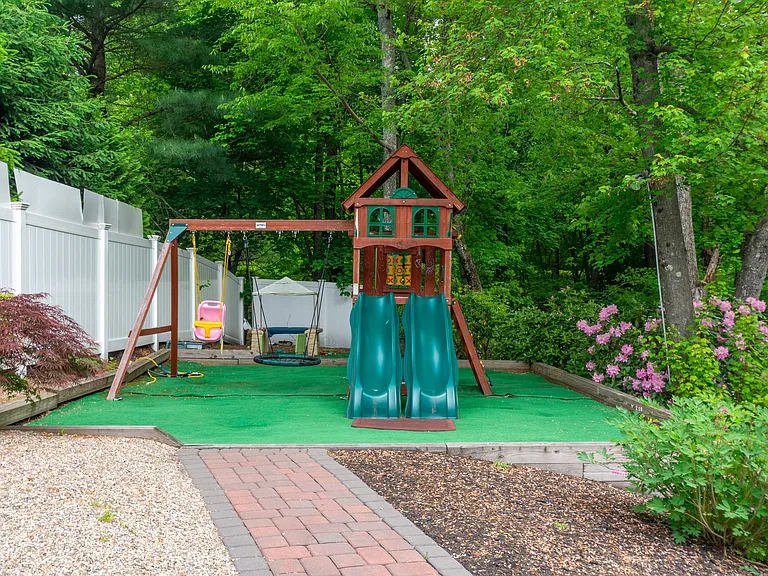 43 Joseph Rd — Photo 24