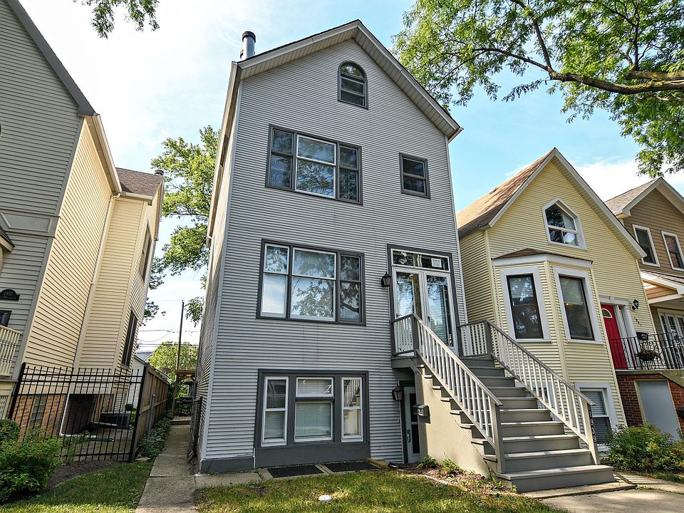1st image of 1939 W Wellington Ave #2