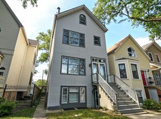 1939 W Wellington Ave #2, Chicago, IL 60657