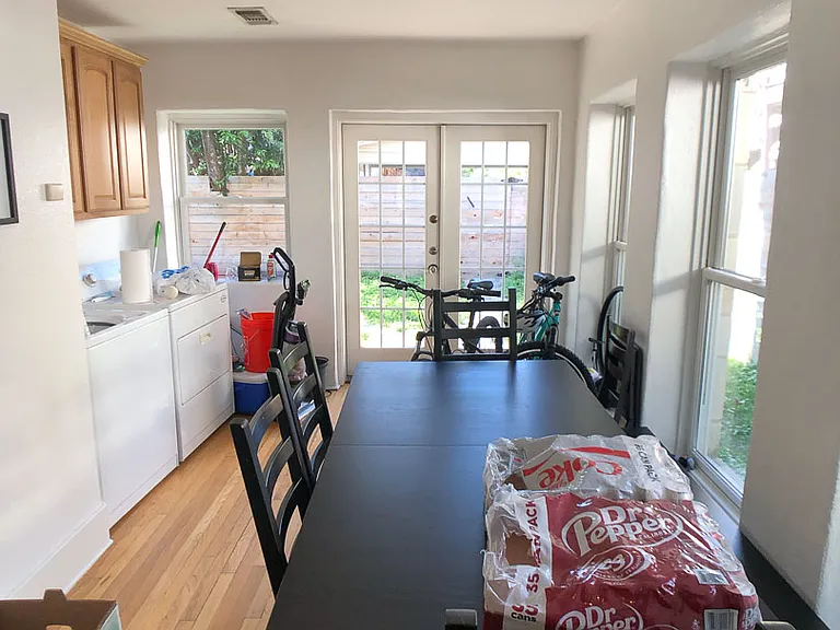 5100 Avenue H #1 — Photo 12