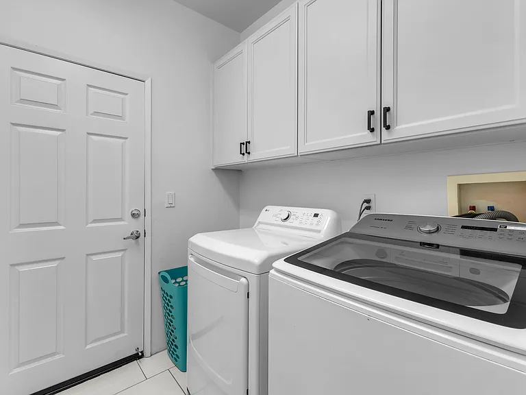 47383 Bahama Ct — Photo 47