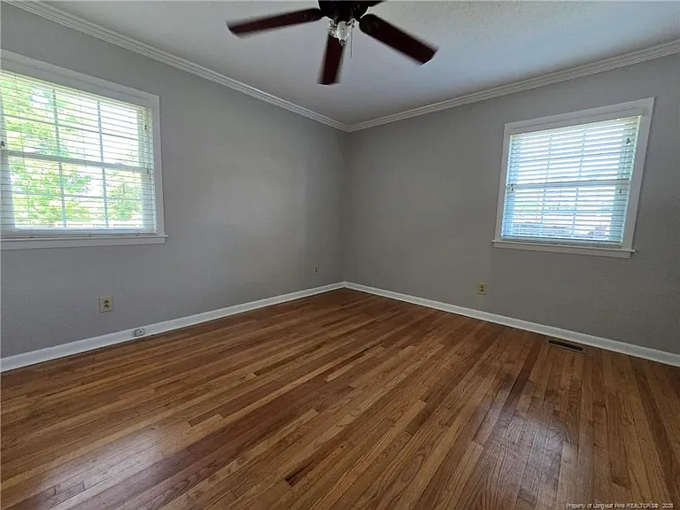 5410 Laramie Ct — Photo 15