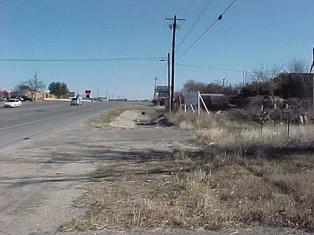 2nd image of 2027 Junction Hwy
