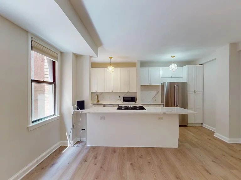 2515 K St NW #207 — Photo 6