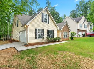 1342 Buckingham Dr, Hampton, GA 30228