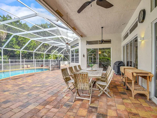 8017 Desmond Drive, Boynton Beach, FL 33472