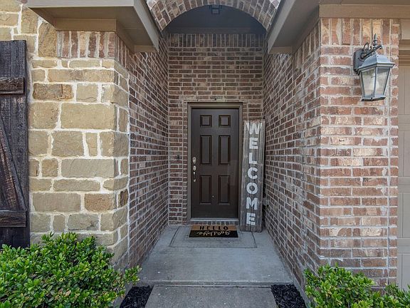 5th image of 2929 Pecan Grove Dr