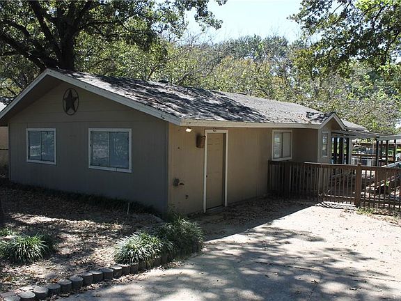 3rd image of 280 Harbor Dr