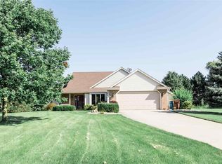427 Homestead Ct, Bluffton, IN 46714