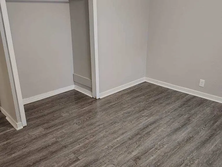 1353 N Olive St — Photo 3