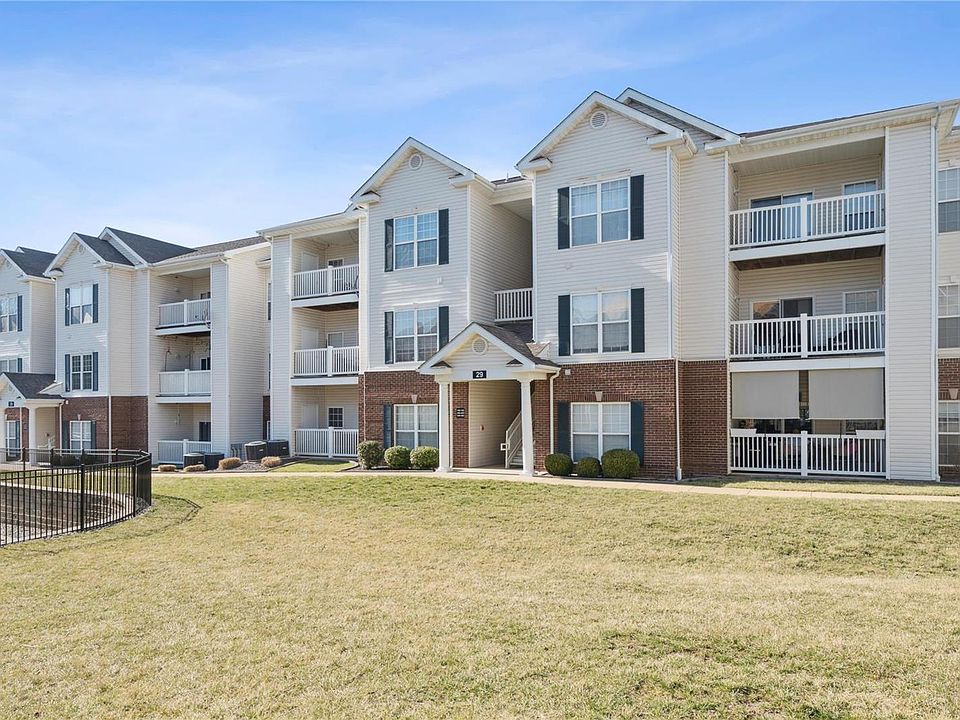 1st image of 29 Kassebaum Ln APT 303