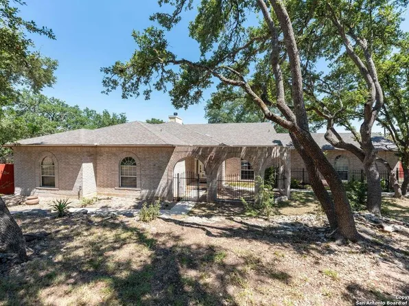 26106 Choctaw Trl, San Antonio, TX 78260