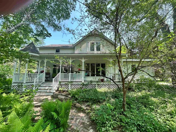 1421 498th St, Saint Ansgar, IA 50472