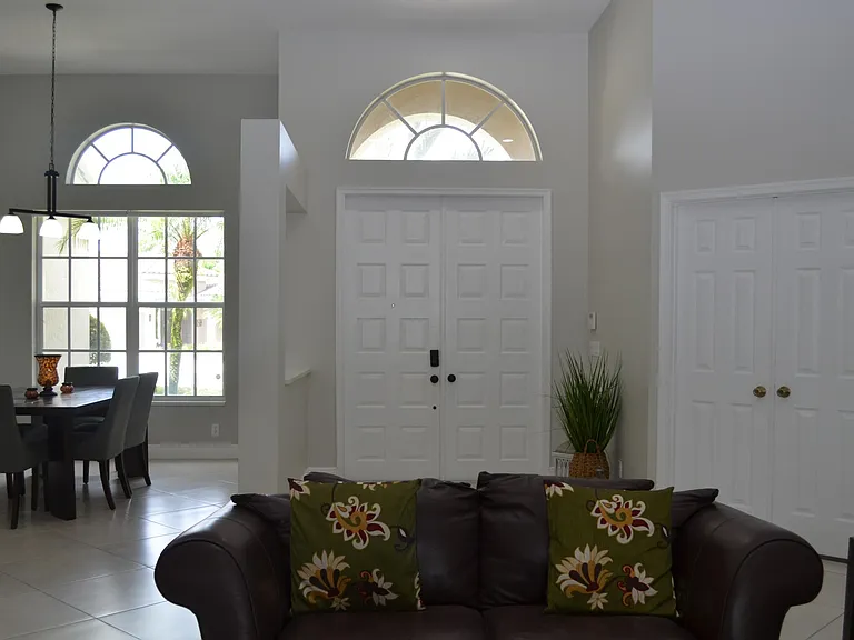 9242 Olmstead Dr — Photo 5