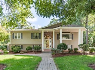 19 Eastbrook Dr, Nashua, NH 03060