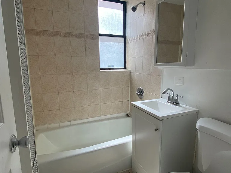 164 Ogden Ave #102 — Photo 5