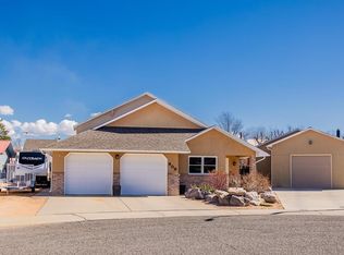 609 Hillsborough Ct, Montrose, CO 81401