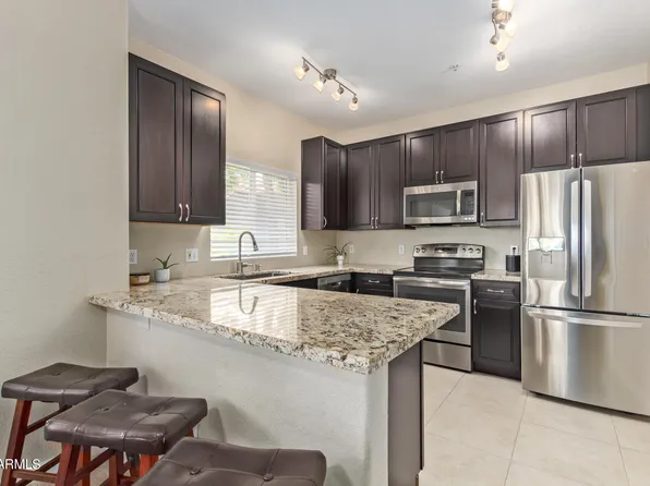7401 W Arrowhead Clubhouse Drive #2058, Glendale, AZ 85308
